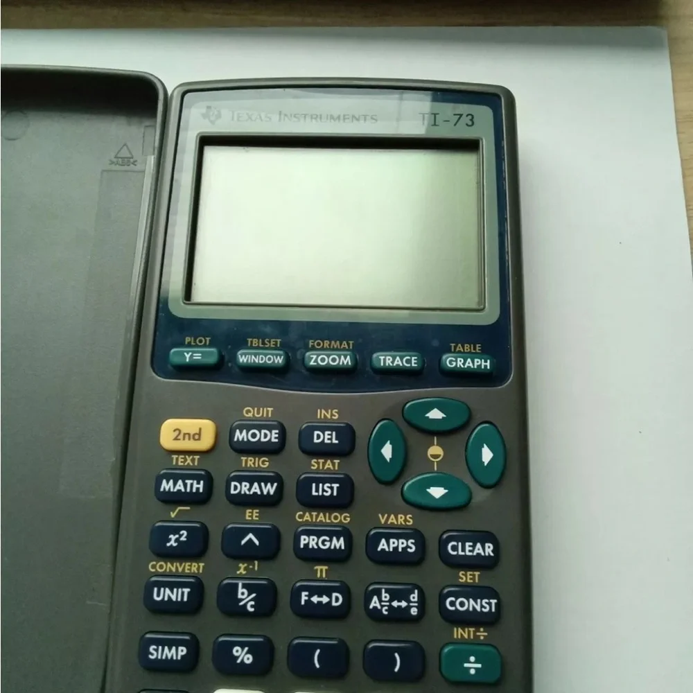 Texas Instruments TI 73 Graphing Calculator with Cover Tested Calculus - Picture 8 of 11